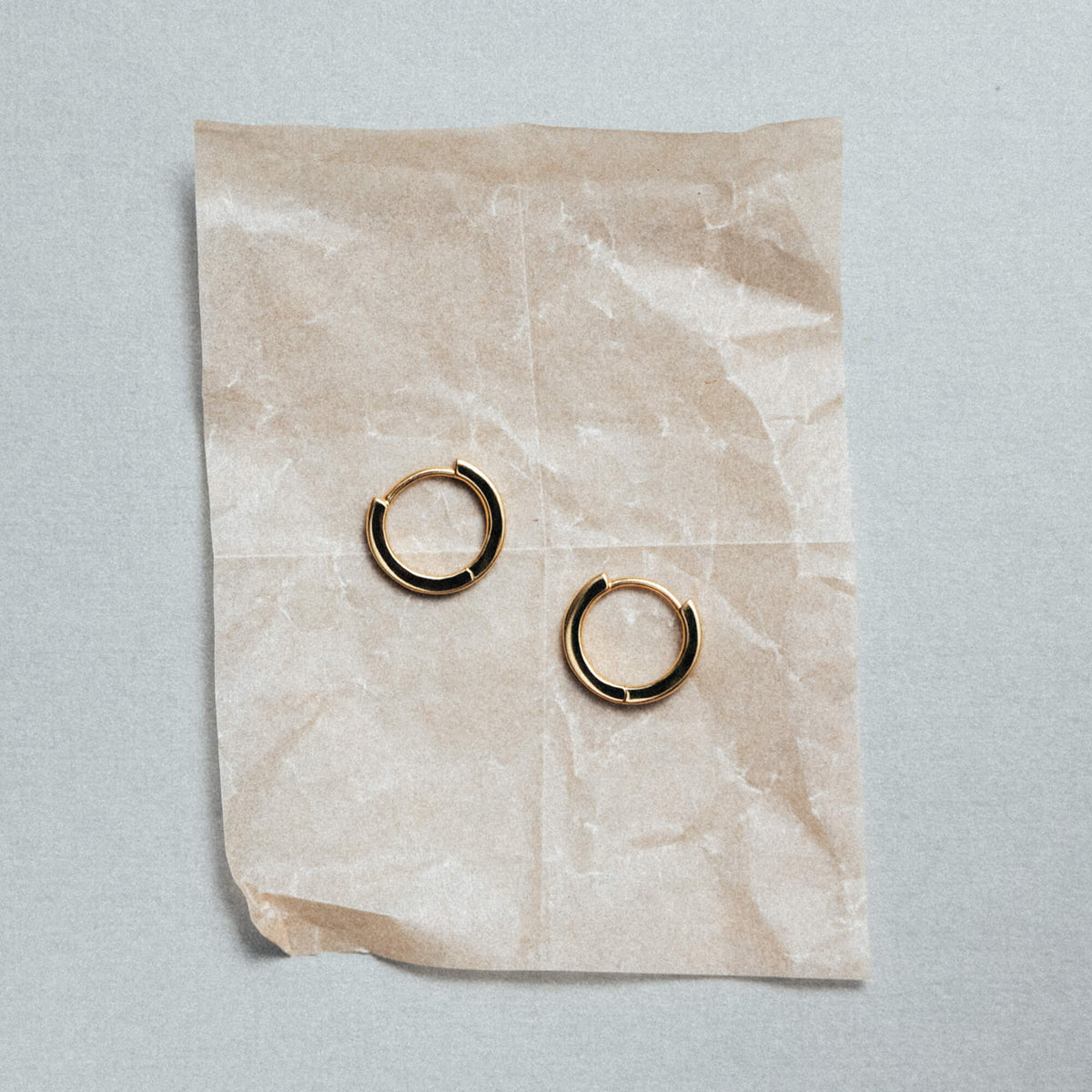 How to Style Gold Hoop Earrings for Everyday and Occasion