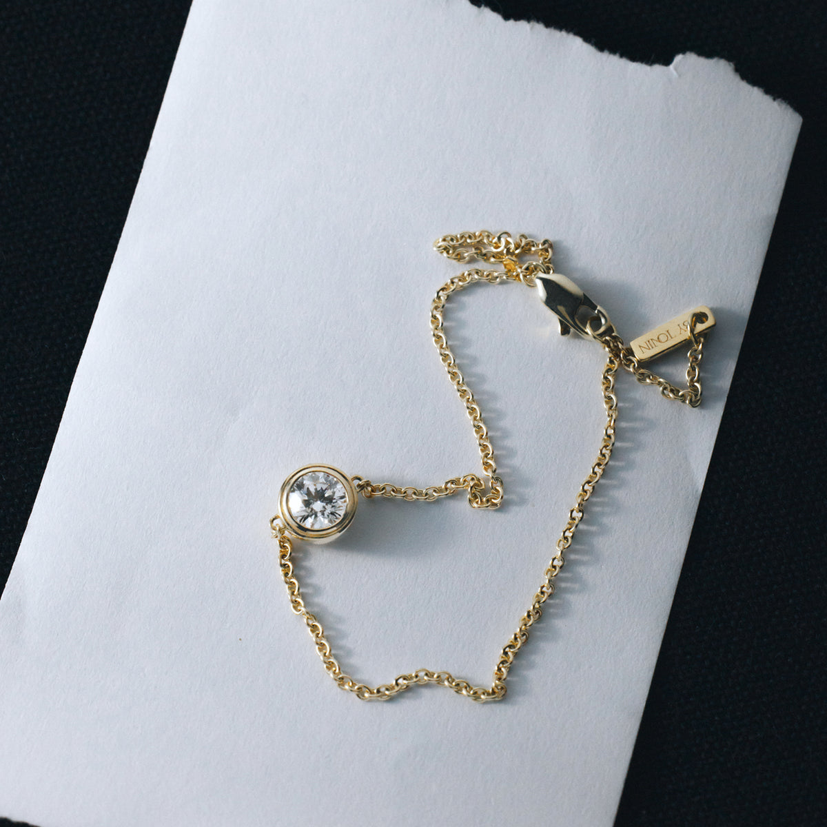 A Pulseira Solitário de Diamantes